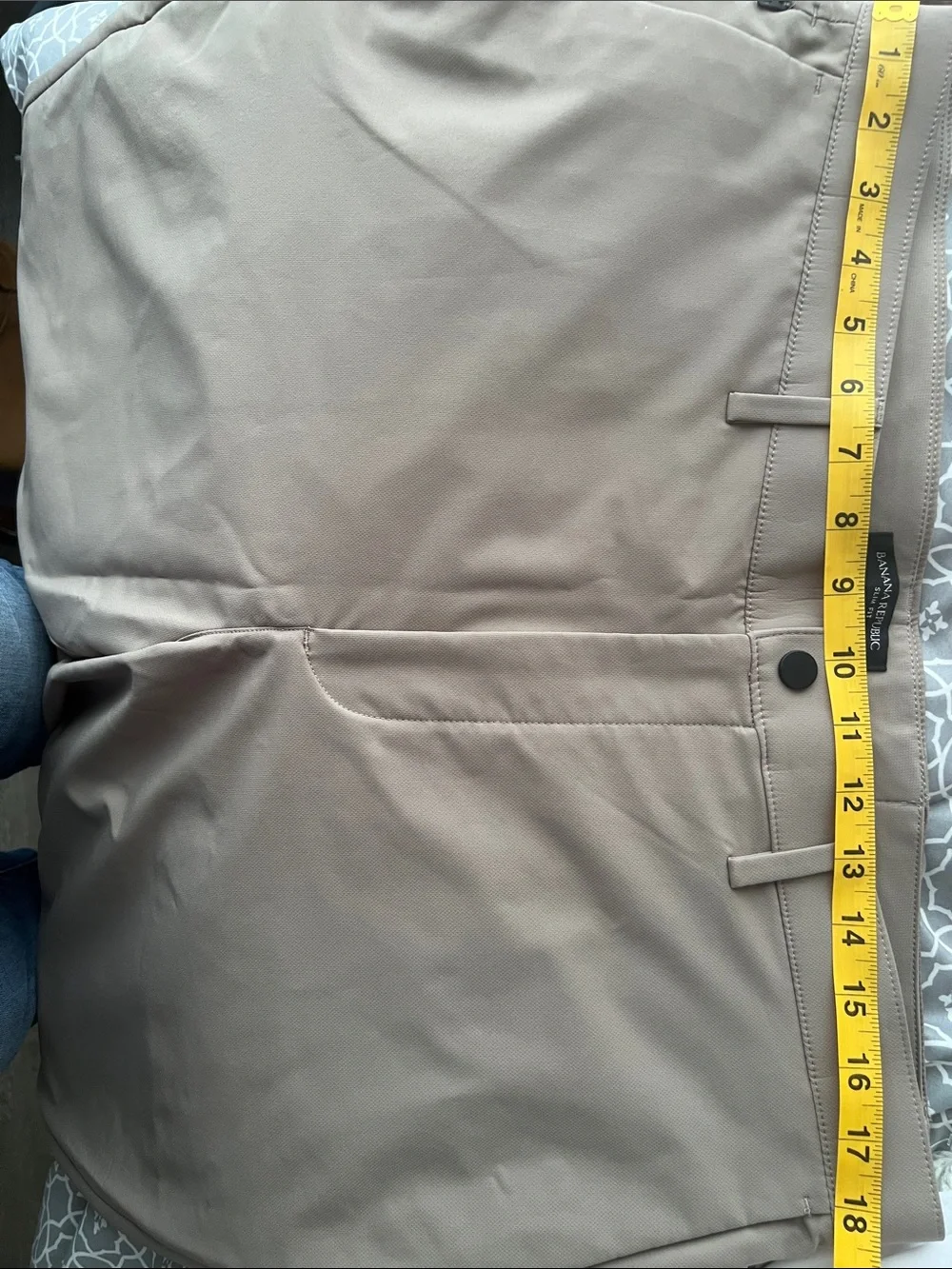 Banana Republic Men's Chinos in Taupe Brown